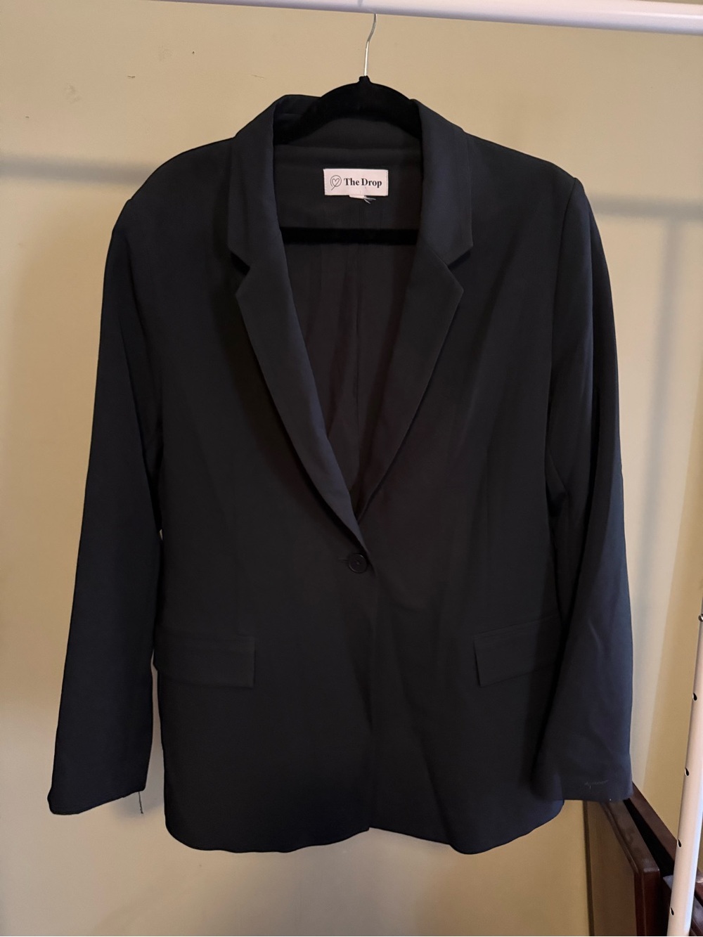 The Drop Women's Black Single-Button Blazer